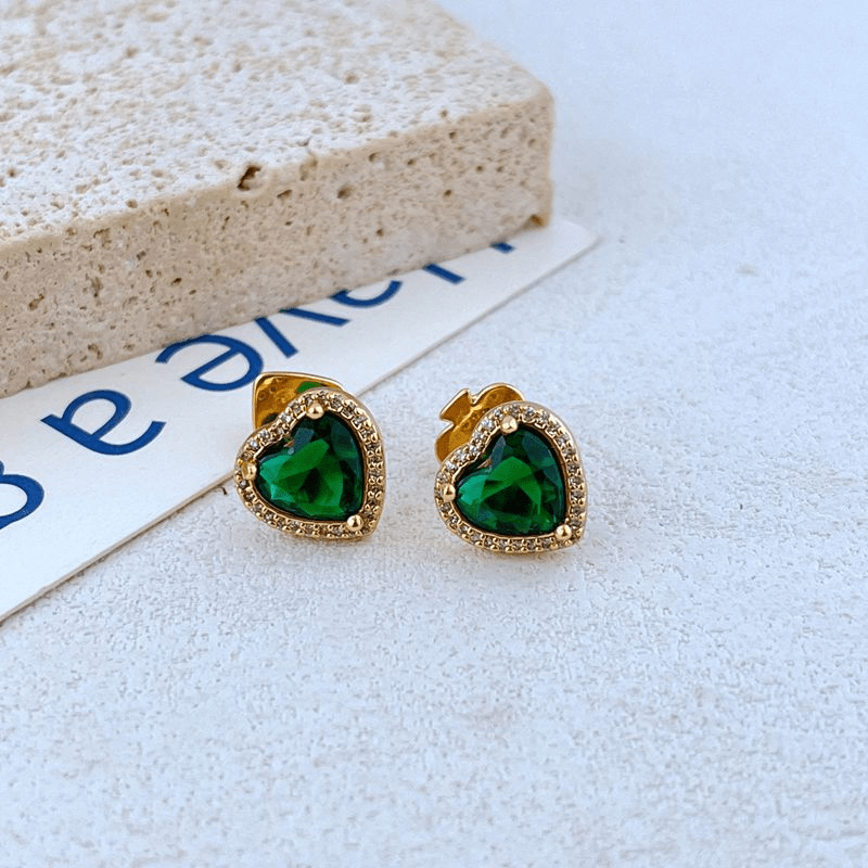 ROSA METÁLICA ETERNA + COLLAR Y ARETES AURORA ENCHAPADO EN ORO 18K