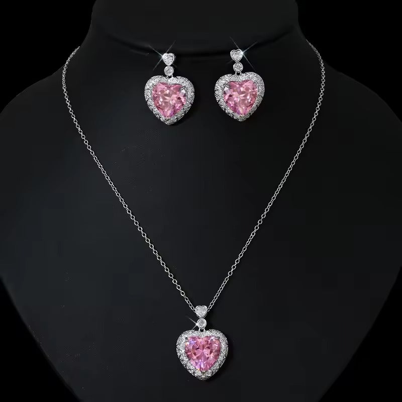 ROSA METÁLICA ETERNA + COLLAR Y ARETES AURORA ENCHAPADO EN ORO 18K